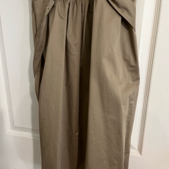 Burberry Dress,  size 6 - Picture 9 of 14